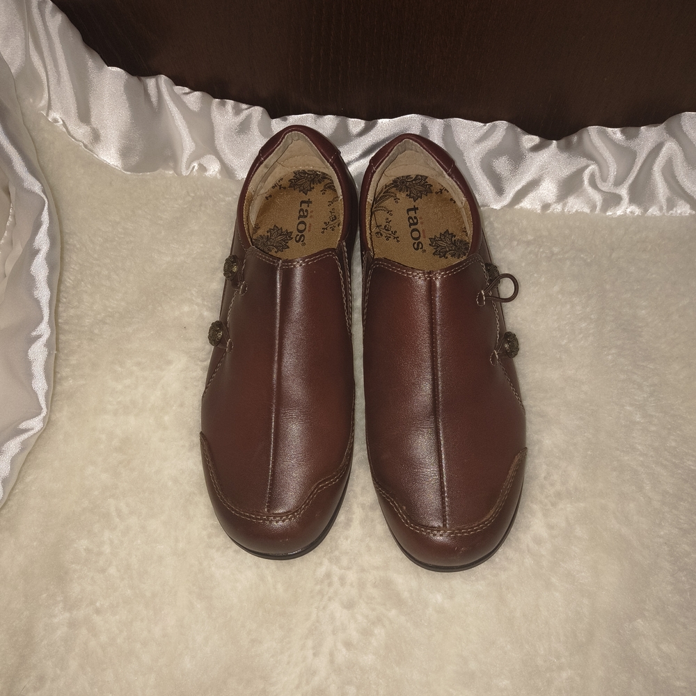 Taos Footwear Leather Shoes